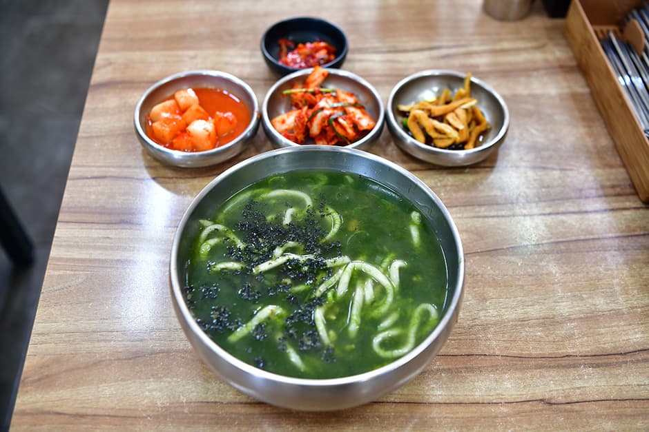 نودلز حلزون البحر المقطّعة