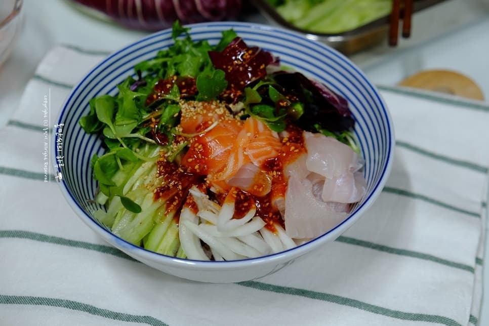 أرز بالسمك النيء