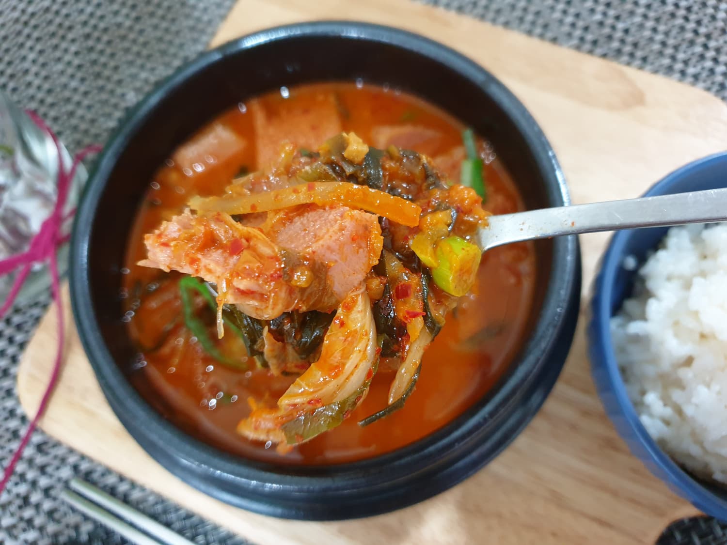 يخنة الكيمتشي