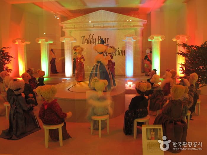 Teddy Bear Museum Prayer Room