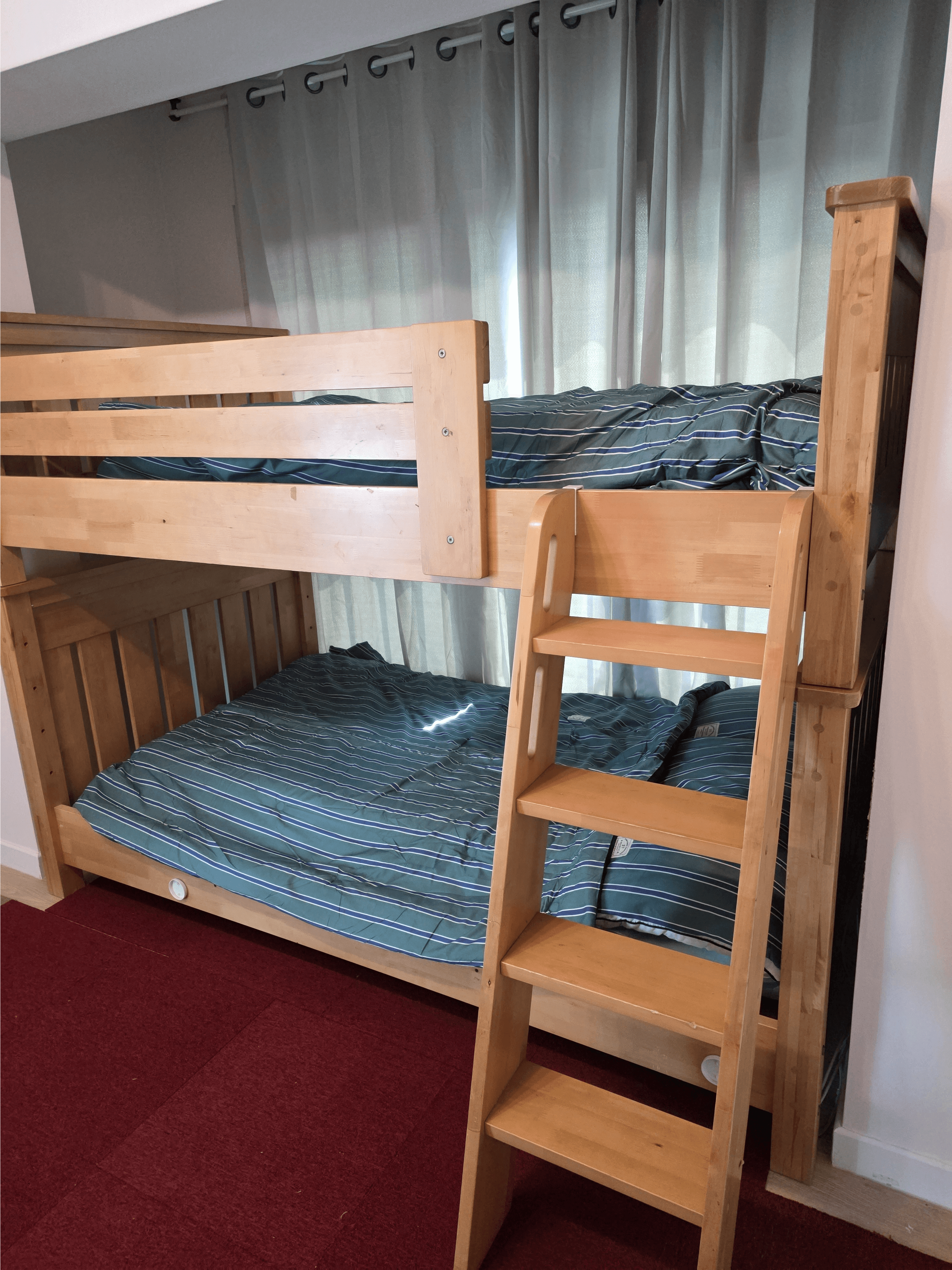 Bunk bed room for families