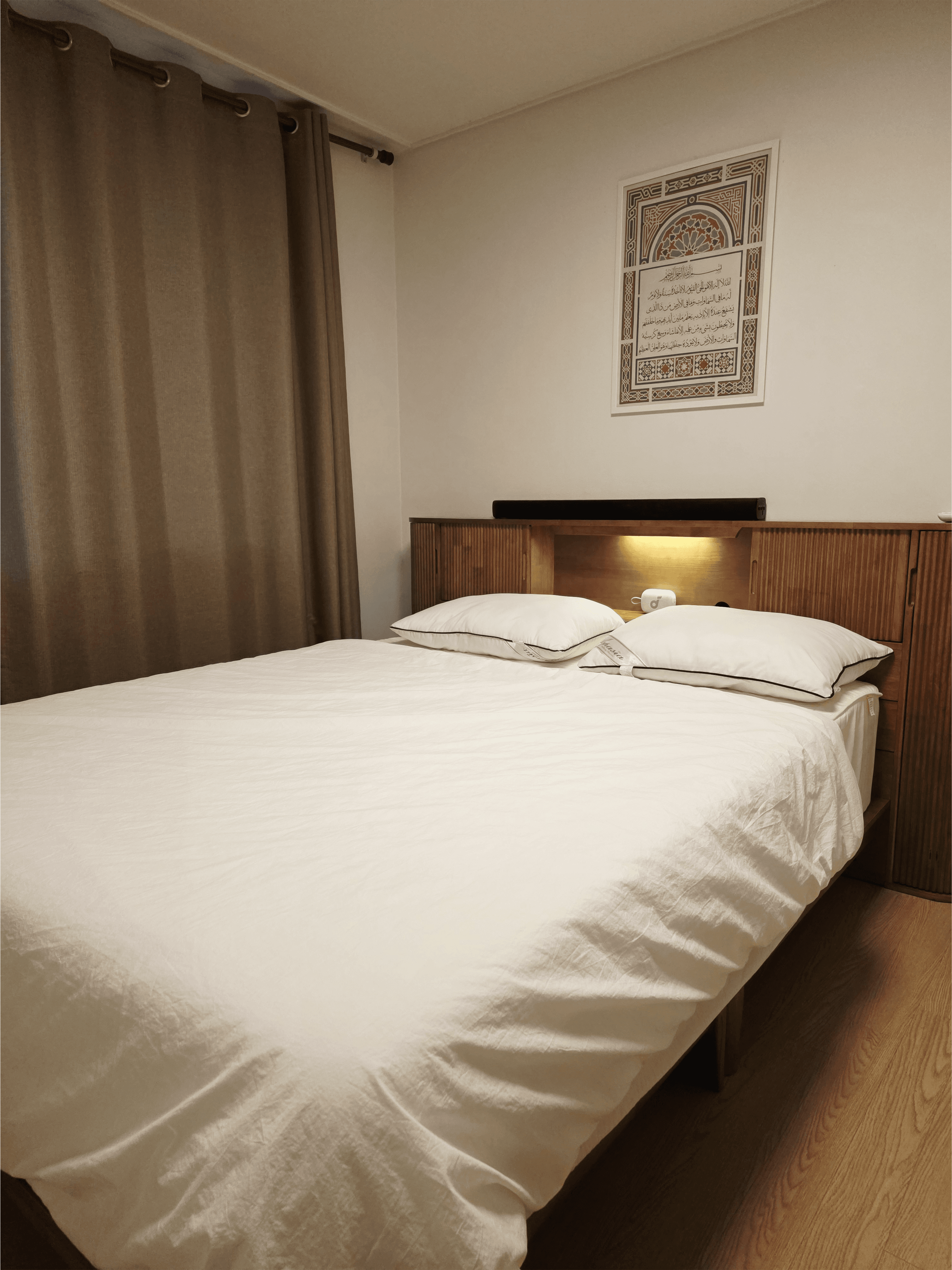 Double bed room with Islamic calligraphy