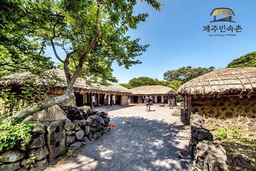 Jeju Folk Village